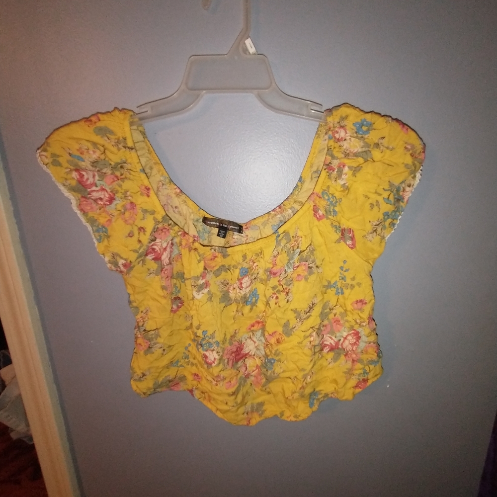 XS Cropped Tee